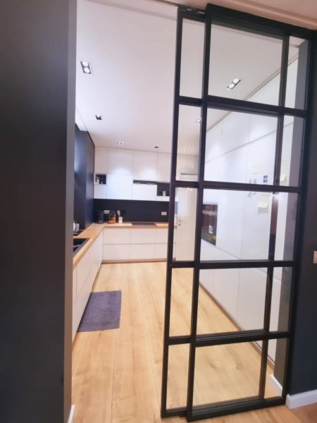 Tirane, shitet apartament 2+1 , 170 m² 580.000 € 