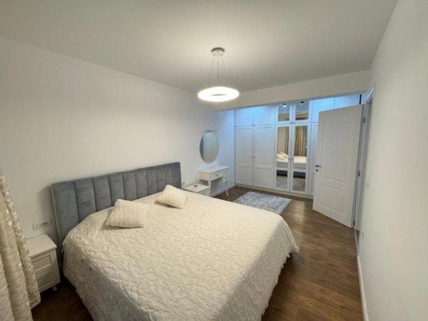 Tirane, jepet me qera apartament 2+1 Kati 4, 95 m²  100.000 leke te reja (myslym shyri)