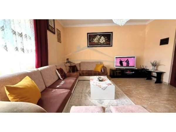 Tirane, shitet apartament 1+1+Ballkon Kati 6, 84 m² 140.000 € (rruga panorama)