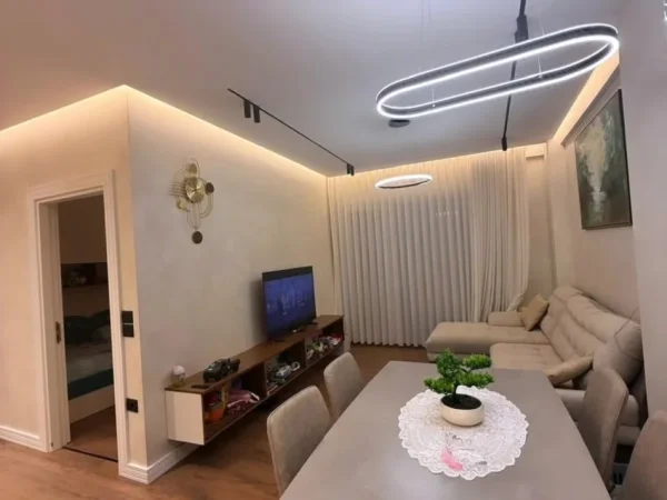 Tirane, shitet apartament 2+1 , 78 m² 115.000 €