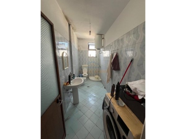 Tirane, shitet apartament 2+1+Ballkon Kati 6, 93 m² 110.000 € (Zogu i Zi)