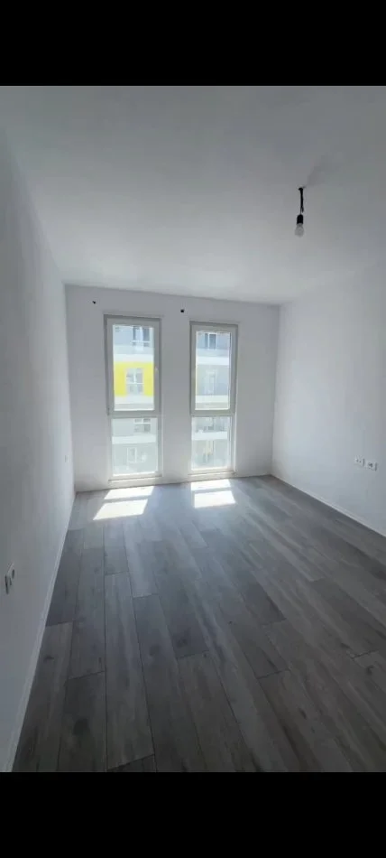 Tirane, shitet apartament 2+1 , 96 m² 105.930 € (Univers City)