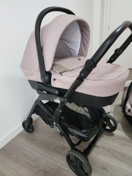 Tirane, shes Shitet Karroce CAM Fluido 3 ne 1 230 €