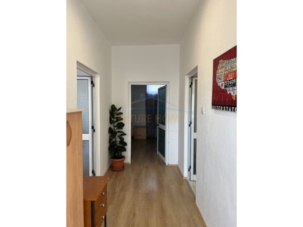 Tirane, shitet apartament 3+1+Aneks+Ballkon Kati 2, 247 m² 350.000 € (Rruga Riza Cerova)