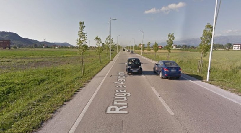 Tirane, shitet toke , 5.450 m² (Rruga e Aeroportit)