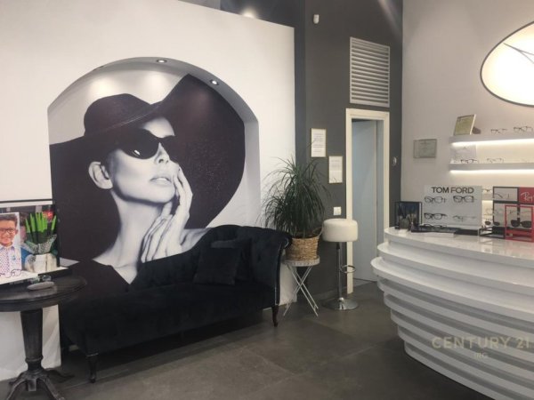 Tirane, jepet me qera ambjent biznesi Kati 0, 100 m² 1.600 € (Stadiumi Dinamo)