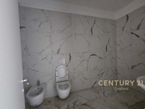 Tirane, shitet apartament 2+1 Kati 6, 95 m² 104.000 € (Univers City)