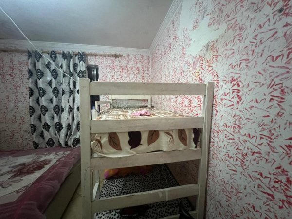 Tirane, shitet shtepi , 2 Kateshe 108 m² 190.000 € (Shkoze)