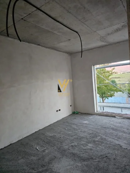 Tirane, shitet apartament 2+1+Ballkon Kati 3, 153 m² 306.000 € (FARKE E VOGEL)