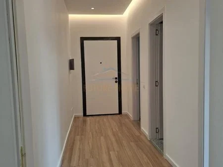Tirane, shitet apartament 2+1 Kati 5, 81 m² 131.050 € 