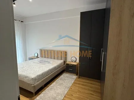 Tirane, jepet me qera apartament 1+1 Kati 7, 60 m² 550 € 