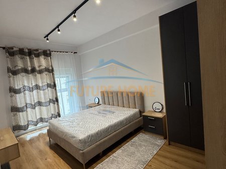 Tirane, jepet me qera apartament 1+1 Kati 7, 60 m² 550 € 