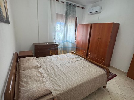 Tirane, jepet me qera apartament 2+1 Kati 3, 125 m² 550 € 