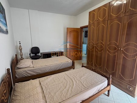 Tirane, jepet me qera apartament 2+1 Kati 3, 125 m² 550 € 