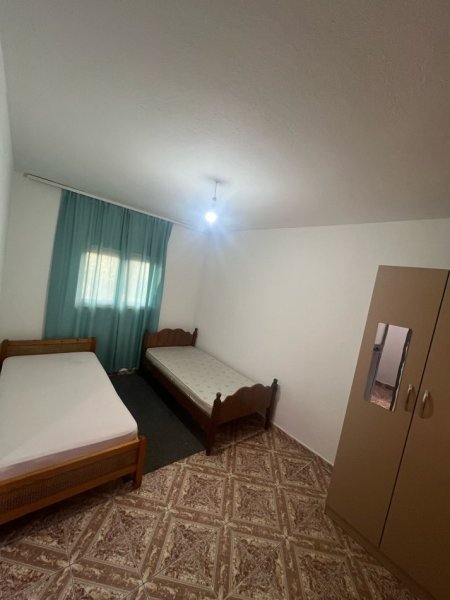 Tirane, jepet me qera shtepi private, 70 m² 250 € (Fundi i Bulevardit të Ri)