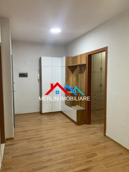 Tirane, jepet me qera apartament 2+1+Ballkon Kati 3, 102 m² 600 € (RRUA 3 DESHMORET,YZBERISHT)