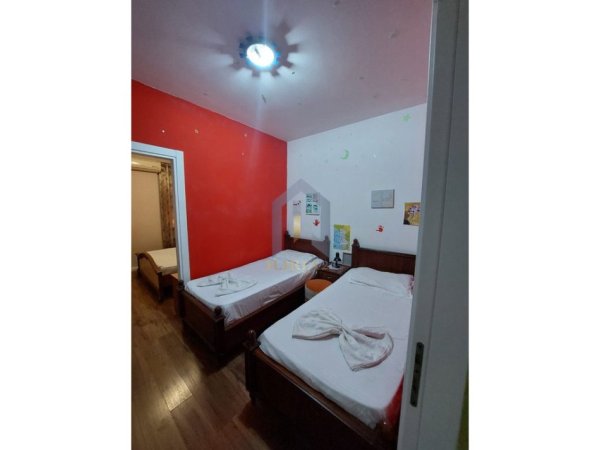 Tirane, shitet 2+1+Ballkon Kati 4, 79 m² 140.000 € (Rruga Aleksander Moisiu Kinostudio)