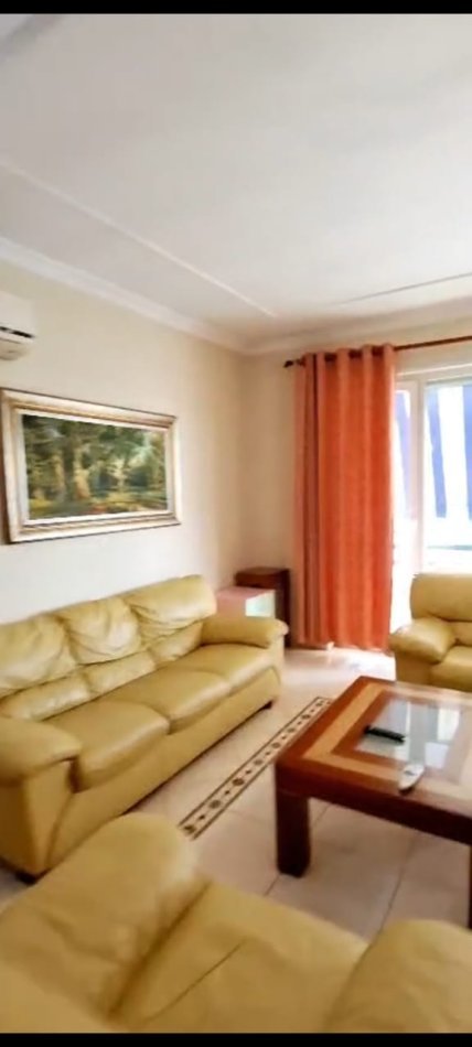 Tirane, jepet me qera apartament 2+1 Kati 4, 570 € 