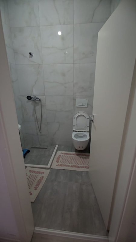 Tirane, shitet apartament 2+1+2+Post Parkimi, Kati 3, 99 m² 175.000 € (Kompleksi Mangalem)