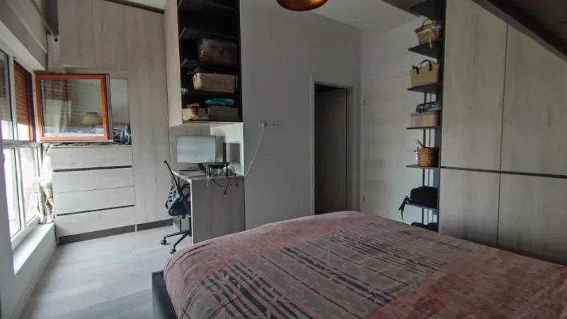 Tirane, shitet apartament 2+1+2+Post Parkimi, Kati 3, 99 m² 175.000 € (Kompleksi Mangalem)