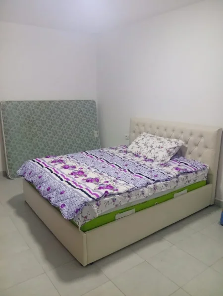 Jepet me Qera Apartamenti 1+1 ne 5 Maji,400 €uro