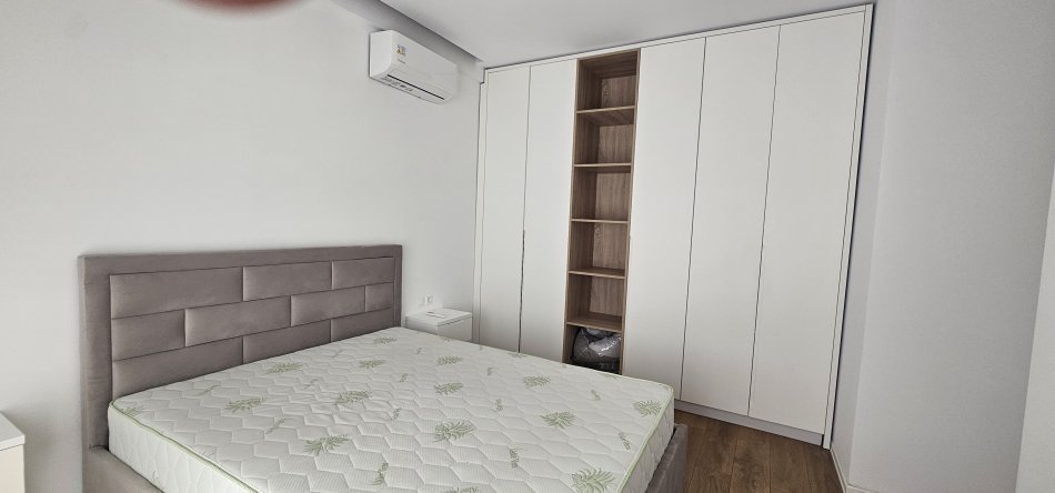 Tirane, jepet me qera apartament 3+1+Aneks+Ballkon , 105 m² 550 € 