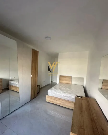 Tirane, jepet me qera apartament 2+1+Ballkon Kati 3, 103 m² 600 € (PASKUQAN)