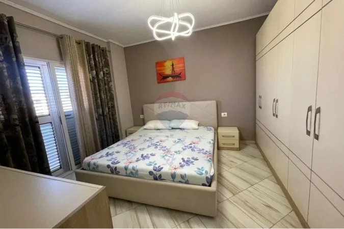 Tirane, jepet me qera apartament 2+1+Ballkon , 95 m² 750 € (Myslym Shyri)