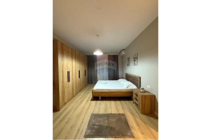 Tirane, jepet me qera apartament 1+1+Ballkon , 75 m² 550 € (Astir)