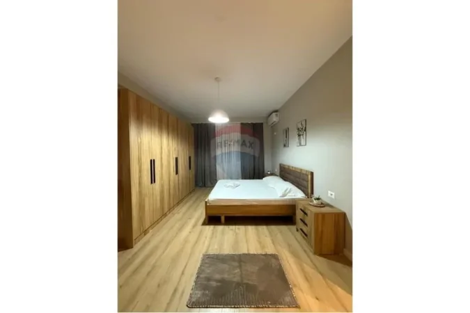 Tirane, jepet me qera apartament 1+1+Ballkon , 75 m² 550 € (Astir)