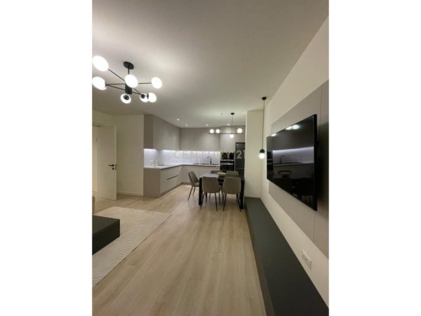 Tirane, jepet me qera apartament 2+1+Aneks+Ballkon Kati 8, 110 m² 1.200 € (Prane Ambasades Amerikane)