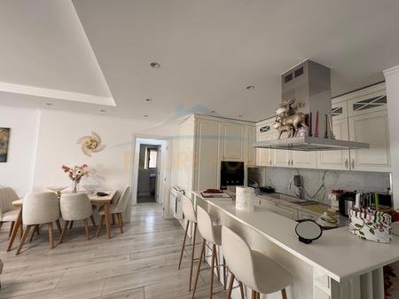 Durres, shitet apartament 2+1+Ballkon Kati 2, 126 m² 220.000 € 