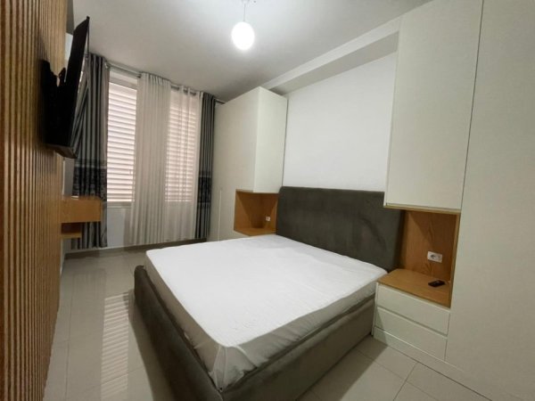 Tirane, jepet me qera apartament 2+1 Kati 0, 108 m² 600 € (Kodra e Diellit.)