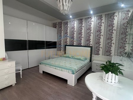 Durres, shitet apartament 3+1 Kati 2, 131 m² 155.000 € 