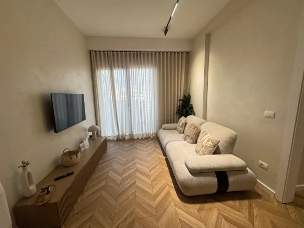 Tirane, shitet apartament 1+1 Kati 2, 70 m² 210.000 € (Rruga e kavajës)