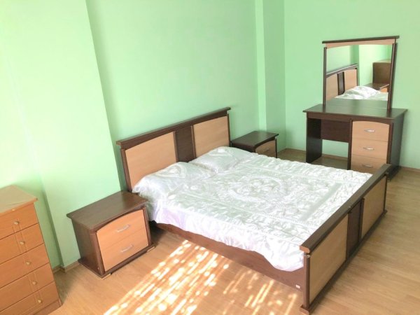 Tirane, jepet me qera apartament 2+1+Ballkon Kati 3, 100 m² 370 € (Rruga Jordan Misja , te shinat)