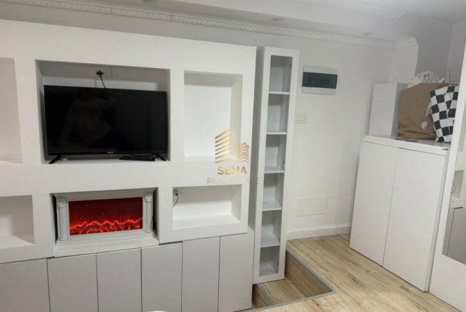 Tirane, jepet me qera apartament duplex 1+1+Ballkon Kati 1, 60 m² 500 € (Rruga Vaso Pasha)