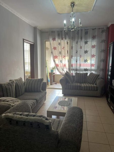 Tirane, jepet me qera apartament 2+1+BLK Kati 4, 90 m² 350 Euro (ASTIR RRUGA LONI LIGORI)