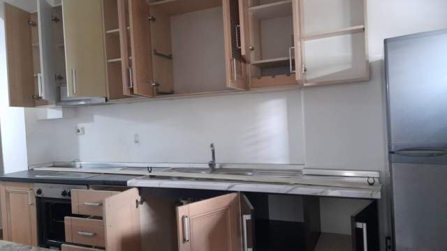 Tirane, jepet me qera apartament 1+1 Kati 0, 42 m² 30.000 Leke (Spitali,Laprake)