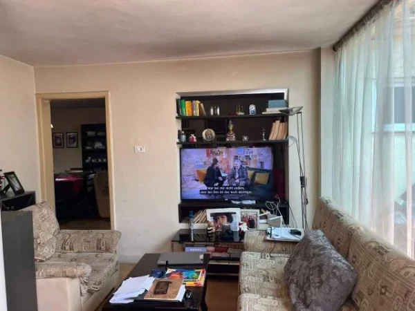 Tirane, shes shtepi 2 Katshe Kati 0, 150 m² 500.000 Euro (Pazari i Ri)
