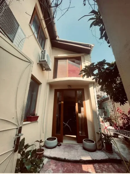 Tirane, shes shtepi 2 Katshe Kati 0, 150 m² 500.000 Euro (Pazari i Ri)