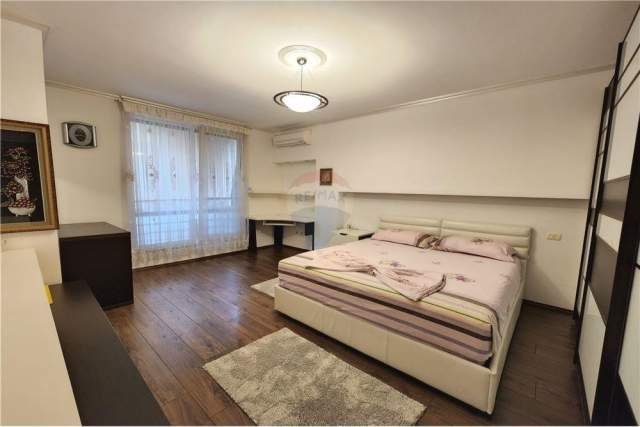 Tirane, jepet me qera apartament Kati 2, 117 m² 750 Euro (Rruga Peti)