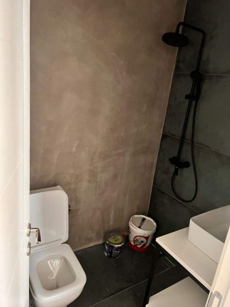 Tirane, jap me qera apartament 1+1 Kati 2, 35 m² 450 Euro (rruga jordan misja)