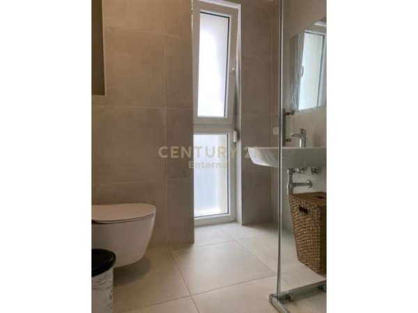 Tirane, jepet me qera apartament 1+1+BLK Kati 0, 65 m² 550 Euro (Liqeni i Thate)