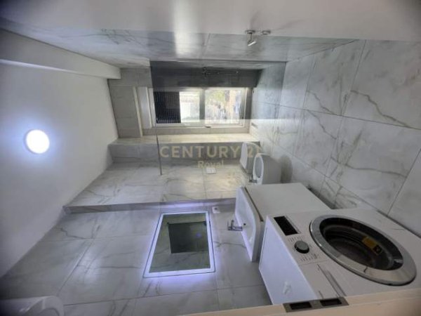 Tirane, jepet me qera apartament 2+1+BLK Kati 4, 106 m² 500 Euro (Rruga Jordan Misja, Ish Stacioni i Trenit)
