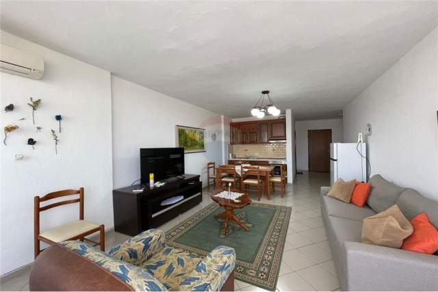 Tirane, jepet me qera apartament 1+1+BLK Kati 6, 75 m² 40.000 Leke (Rruga e Kavajes)
