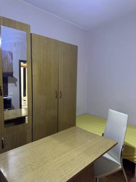 Tirane, jepet me qera garsonier Kati 4, 30 m² 290 Euro (myslym shyri)