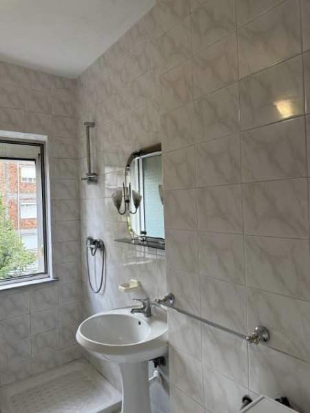 Tirane, jepet me qera garsonier Kati 4, 30 m² 290 Euro (myslym shyri)