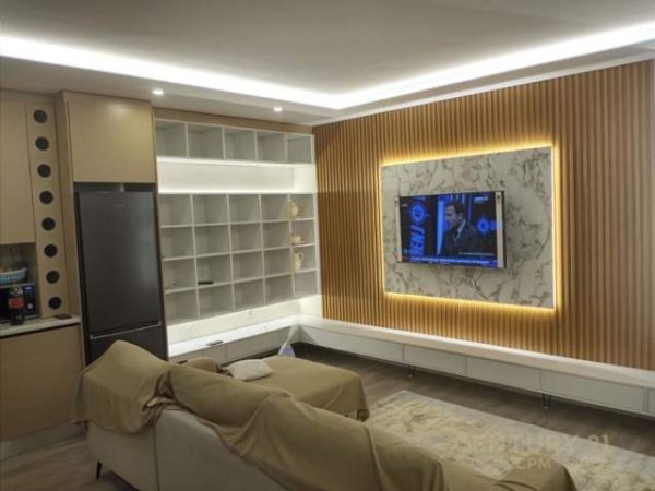 Tirane, jepet me qera apartament 2+1+BLK Kati 4, 84 m² 550 Euro (Tregu Elektrik)