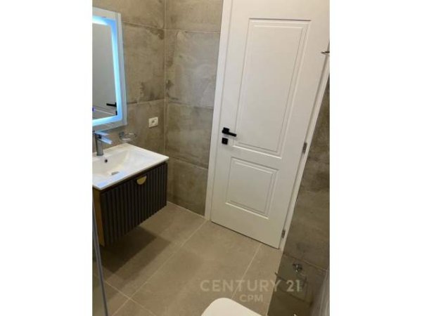 Tirane, jepet me qera apartament 2+1+BLK Kati 4, 84 m² 550 Euro (Tregu Elektrik)